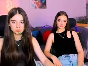 miki_nikki from Chaturbate