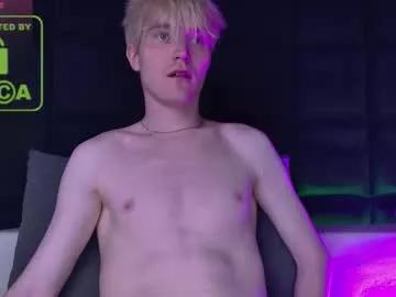 mikkijohnson from Chaturbate is Freechat