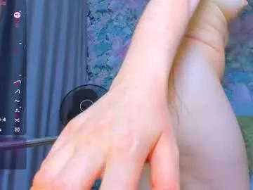 mikky_wikky from Chaturbate