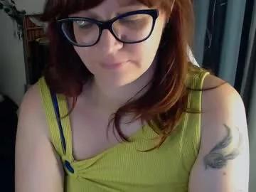 millapoolys from Chaturbate is Freechat