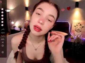 milli_brownn from Chaturbate