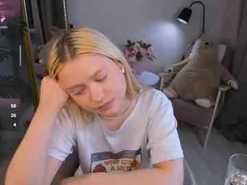 millie_vanillie from Chaturbate