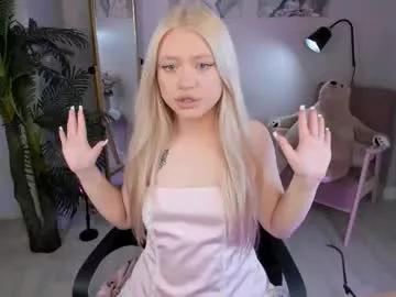 millie_vanillie from Chaturbate