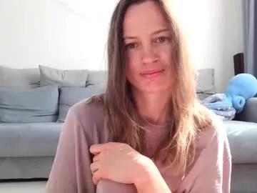 milly_browski from Chaturbate
