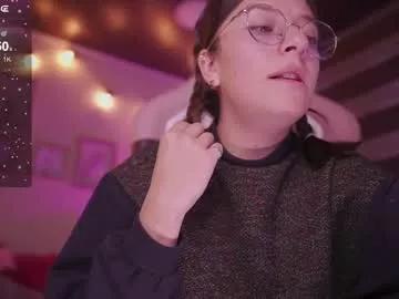 milly_kenner from Chaturbate