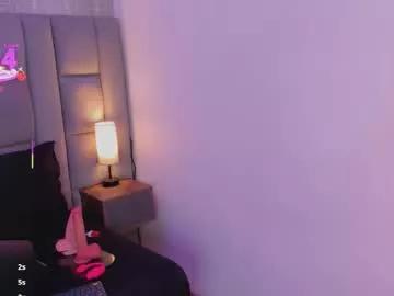 milly_noir from Chaturbate