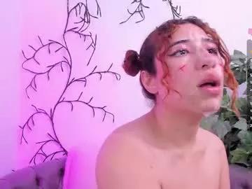 miss__daphne from Chaturbate