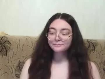 missis_mona from Chaturbate