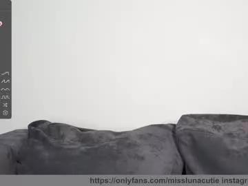 misslunacutie from Chaturbate