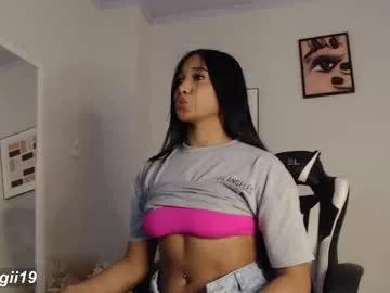 missvirggii from Chaturbate
