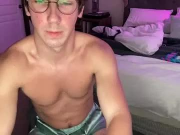 mizzo001 from Chaturbate