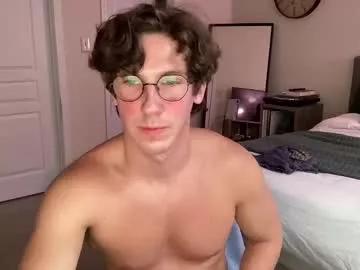 mizzo001 from Chaturbate