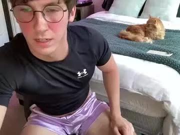 mizzo001 from Chaturbate