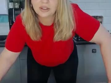 mojjo_erika from Chaturbate