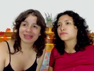 molly_and_ivy from Chaturbate