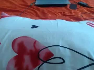 mollyandbra from Chaturbate