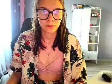mollylollipop20 from Chaturbate