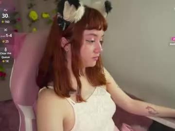 mollysb_05 from Chaturbate