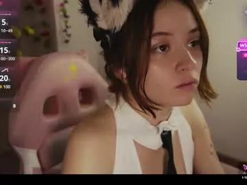 mollysb_05 from Chaturbate