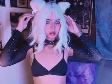mollyycrystal from Chaturbate