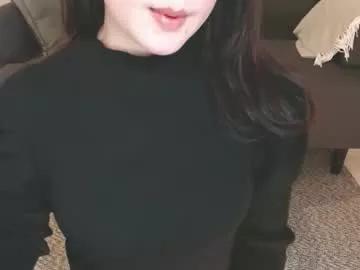 momo612238 from Chaturbate