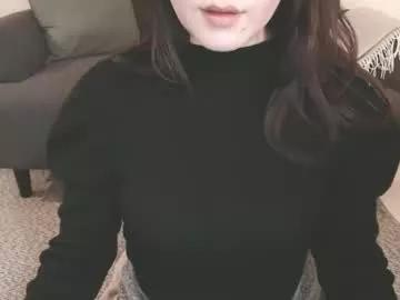 momo612238 from Chaturbate