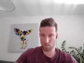 moms_little_monster from Chaturbate