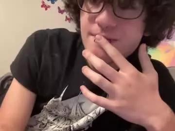 monmonfloof from Chaturbate