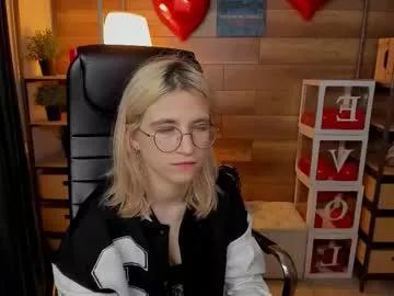 moon13152 from Chaturbate