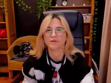 moon13152 from Chaturbate