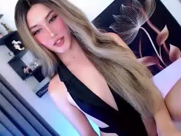 moon_of_desire22 from Chaturbate