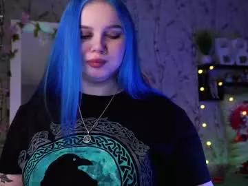 moon_valkyriie from Chaturbate