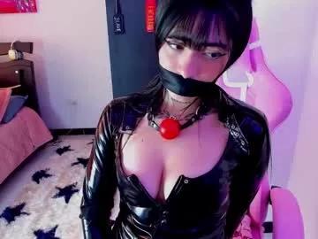 moon_wills from Chaturbate