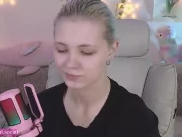 moonlight_mia from Chaturbate