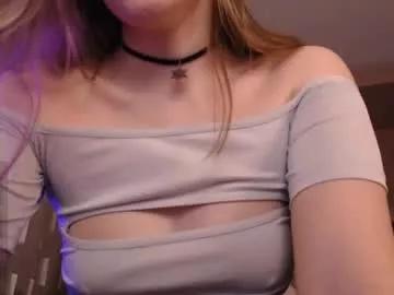 moonlish_siren from Chaturbate