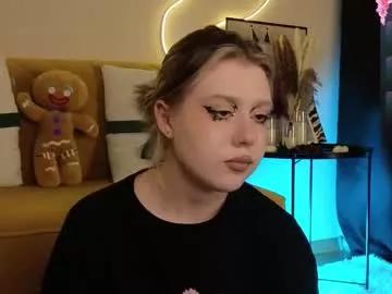 moore_iris from Chaturbate