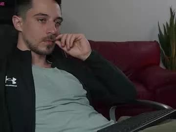 mrgreeneyes01 from Chaturbate