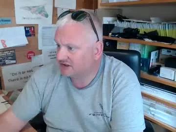 muppetdave from Chaturbate