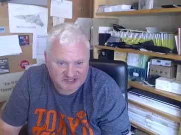 muppetdave from Chaturbate