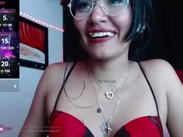 myomi_nix from Chaturbate
