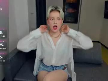 nakishacroshaw from Chaturbate is Freechat