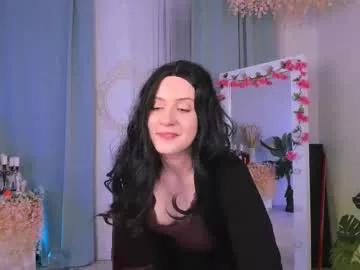 nanayoursoul from Chaturbate