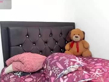 natassha_brown from Chaturbate