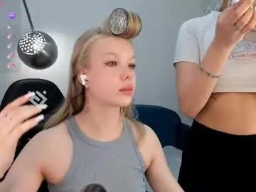 nellyy_kimm from Chaturbate