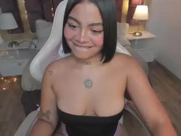 niicoll_stone from Chaturbate