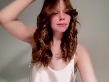 nikki_mi from Chaturbate