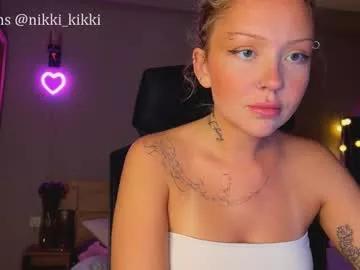 nikki_whatever from Chaturbate