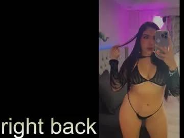 nikkii_vegaa from Chaturbate