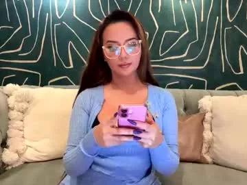 nikkysnoww from Chaturbate is Freechat