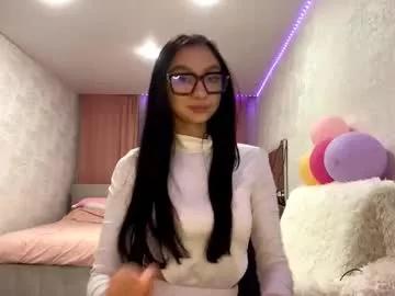 Nilsamazuo webcams show profile image 